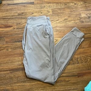 Halara Joggers